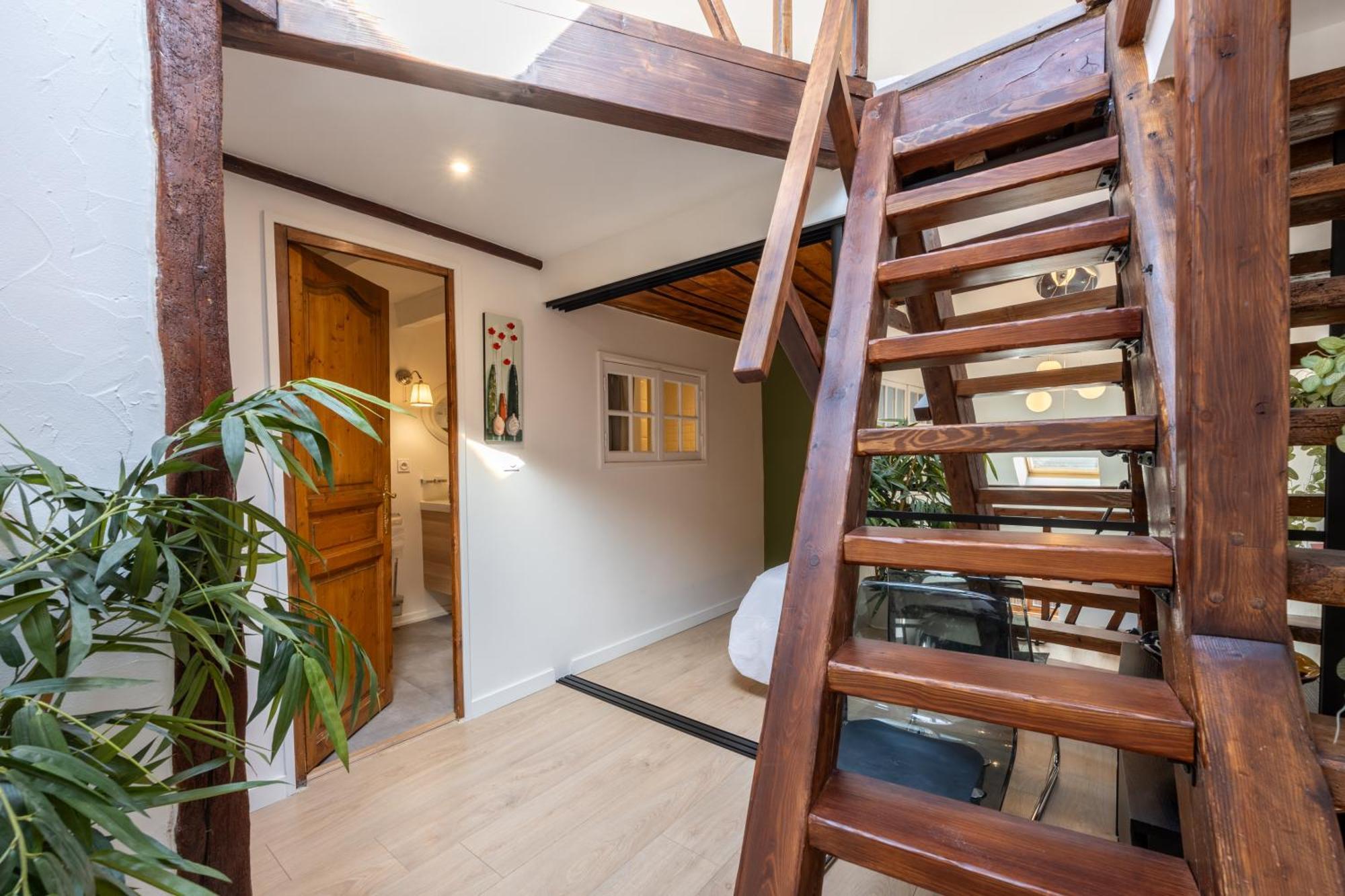 Sous Les Toits D'Annecy, Un Appartement Irresistible Pour 1 A 6 Personnes En Plein Coeur De Ville Exterior photo