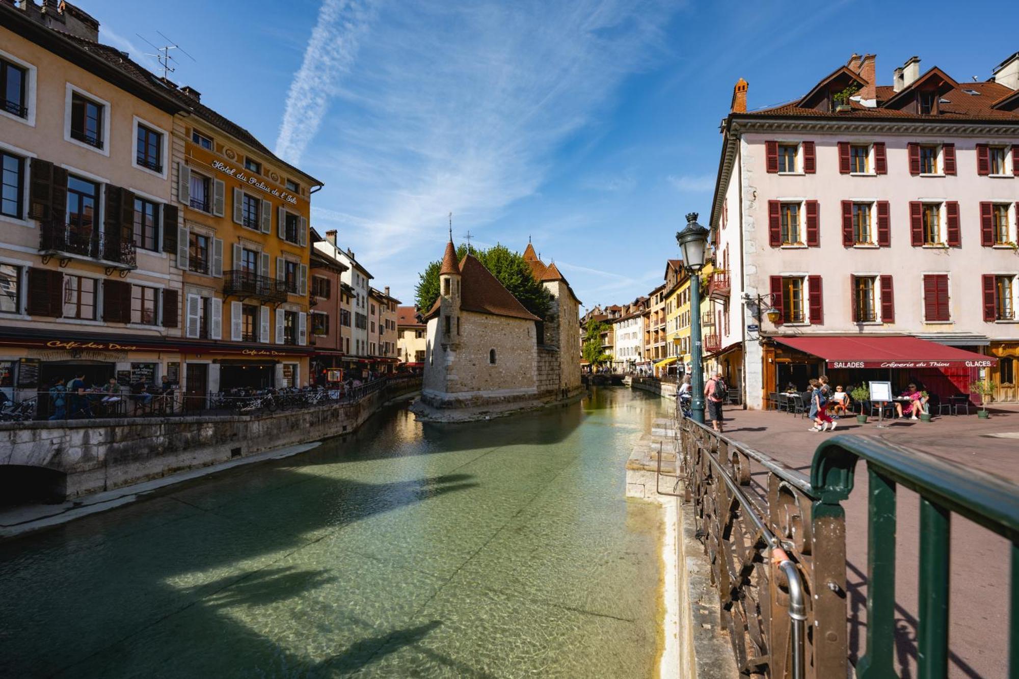 Sous Les Toits D'Annecy, Un Appartement Irresistible Pour 1 A 6 Personnes En Plein Coeur De Ville Exterior photo